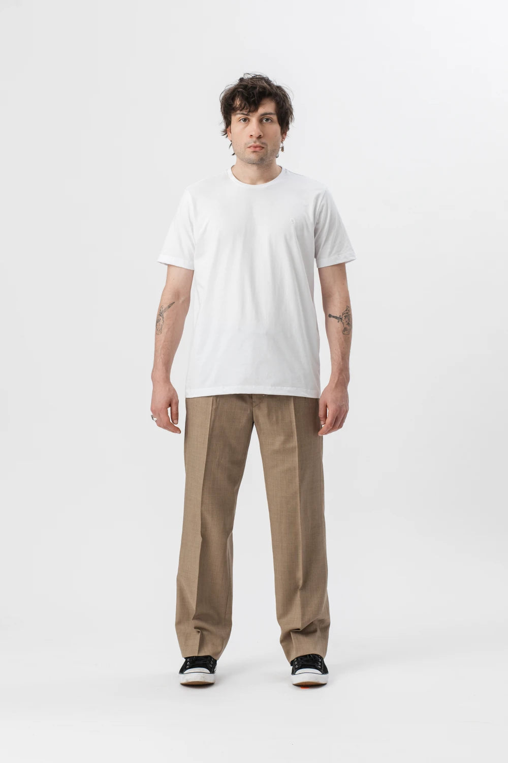 CAMISETA BÁSICA
